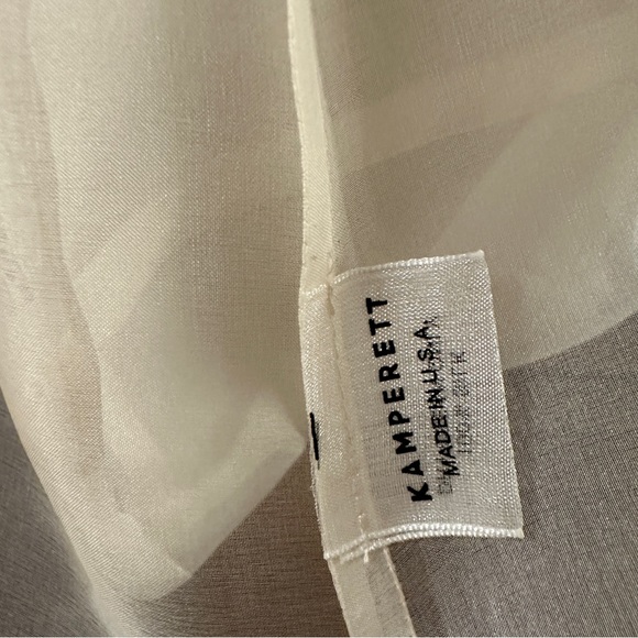 Kamperett Meiere Blouse - Picture 9 of 13